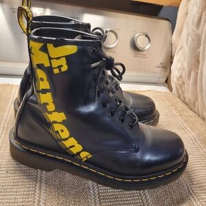 Dr. Martens 1B89 Logo Black/Yellow Leather Boots - 8